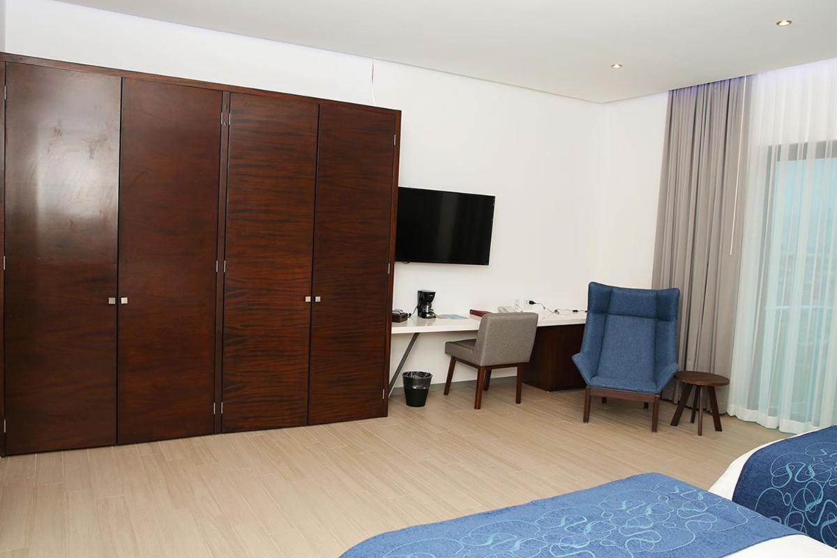 Hotel Marea Vista Ensenada Extérieur photo